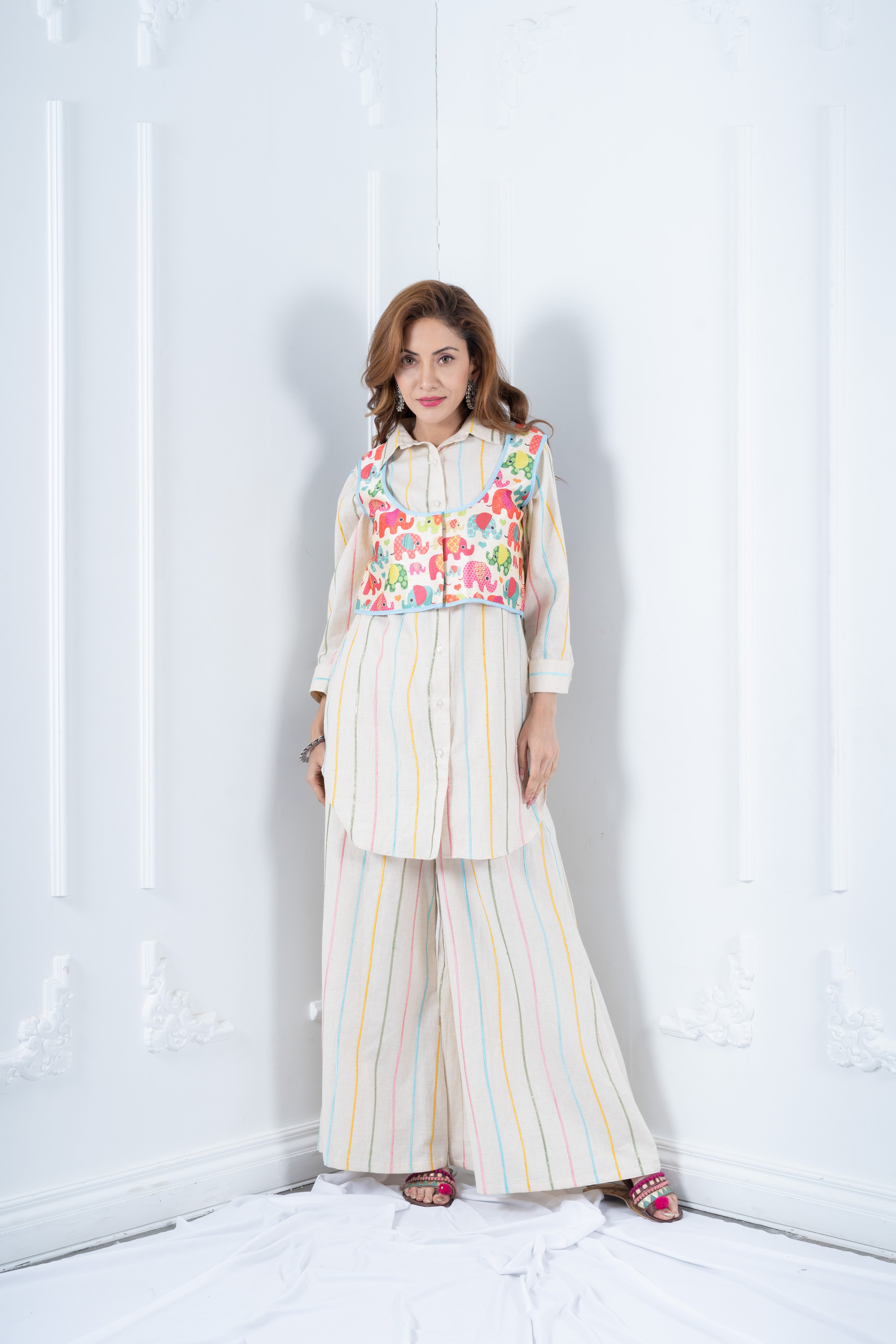 Off white kurta set with elephant printed jacket